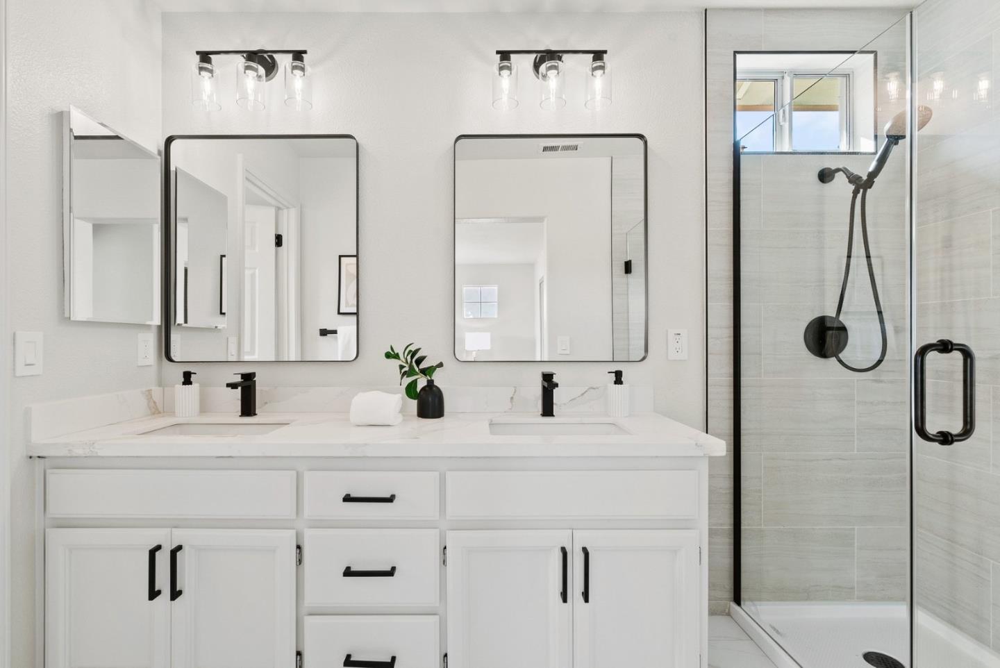 Detail Gallery Image 31 of 54 For 4692 Wilcox Ave, Santa Clara,  CA 95054 - 3 Beds | 2/1 Baths