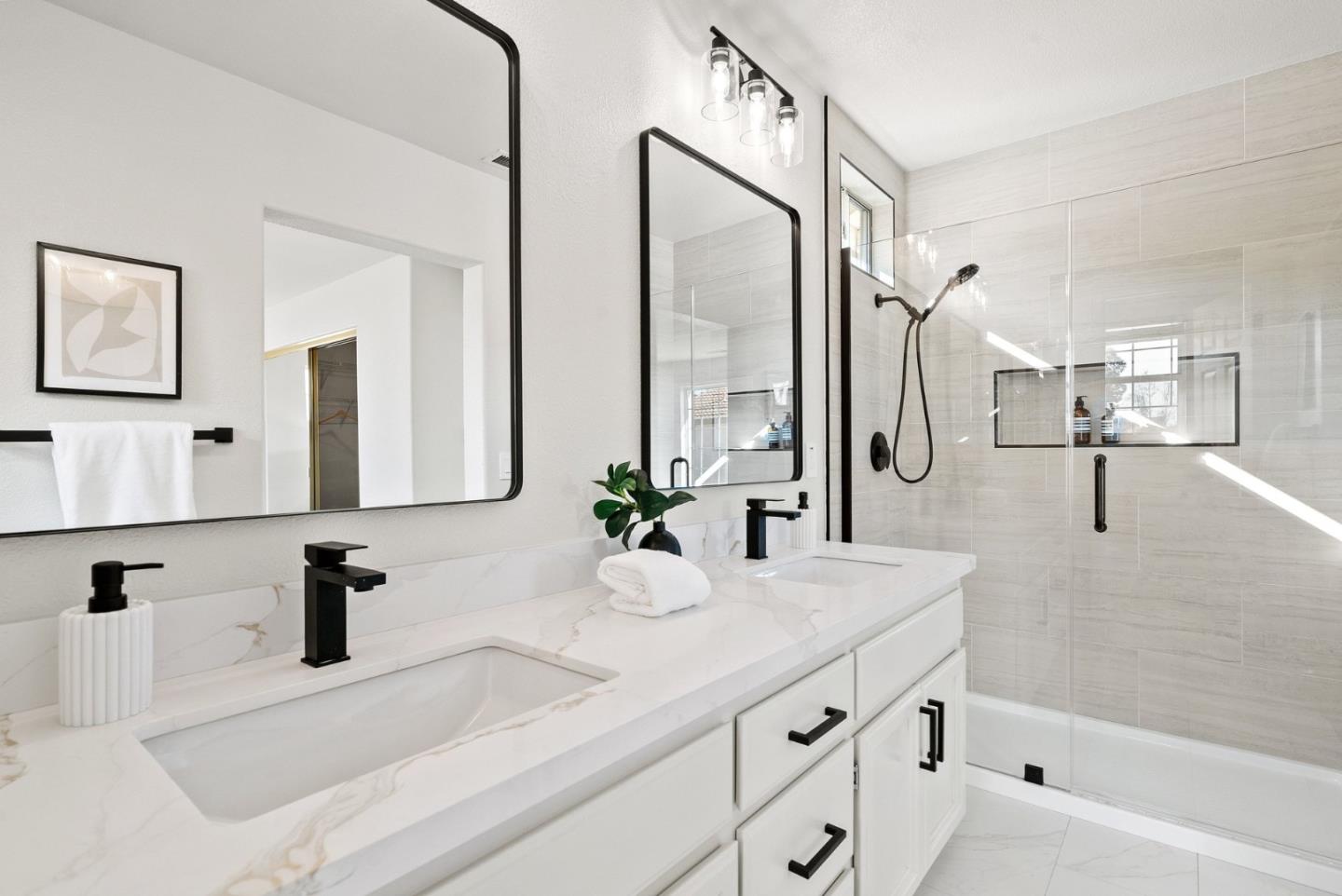 Detail Gallery Image 32 of 54 For 4692 Wilcox Ave, Santa Clara,  CA 95054 - 3 Beds | 2/1 Baths