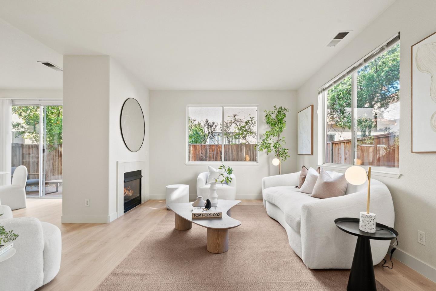 Detail Gallery Image 5 of 54 For 4692 Wilcox Ave, Santa Clara,  CA 95054 - 3 Beds | 2/1 Baths