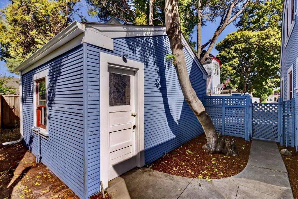 Detail Gallery Image 13 of 30 For 519 Walnut, Santa Cruz,  CA 95060 - 2 Beds | 1/1 Baths