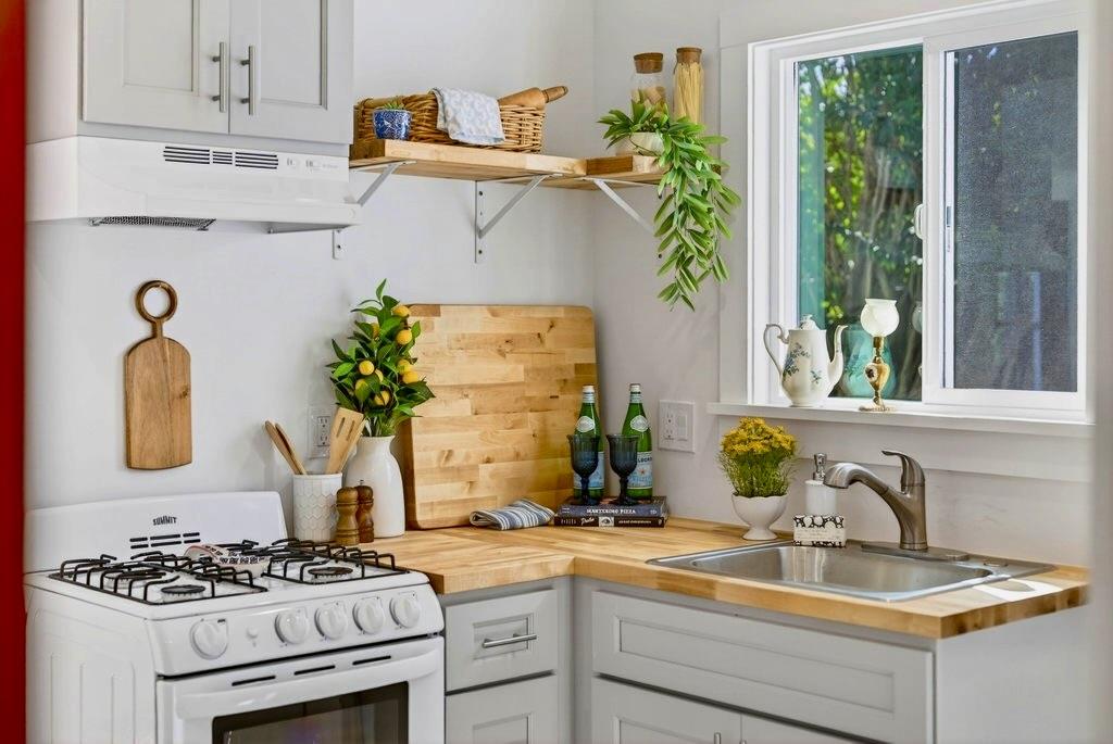 Detail Gallery Image 18 of 30 For 519 Walnut, Santa Cruz,  CA 95060 - 2 Beds | 1/1 Baths