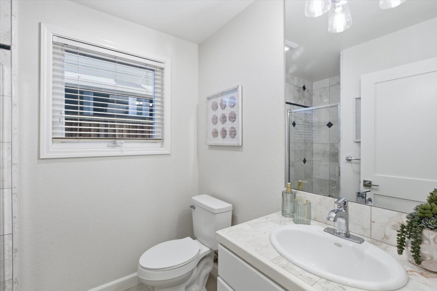 Detail Gallery Image 18 of 25 For 120 Orchard Ave, Mountain View,  CA 94043 - 4 Beds | 3 Baths