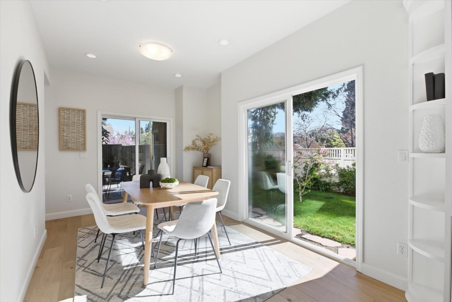 Detail Gallery Image 9 of 25 For 120 Orchard Ave, Mountain View,  CA 94043 - 4 Beds | 3 Baths