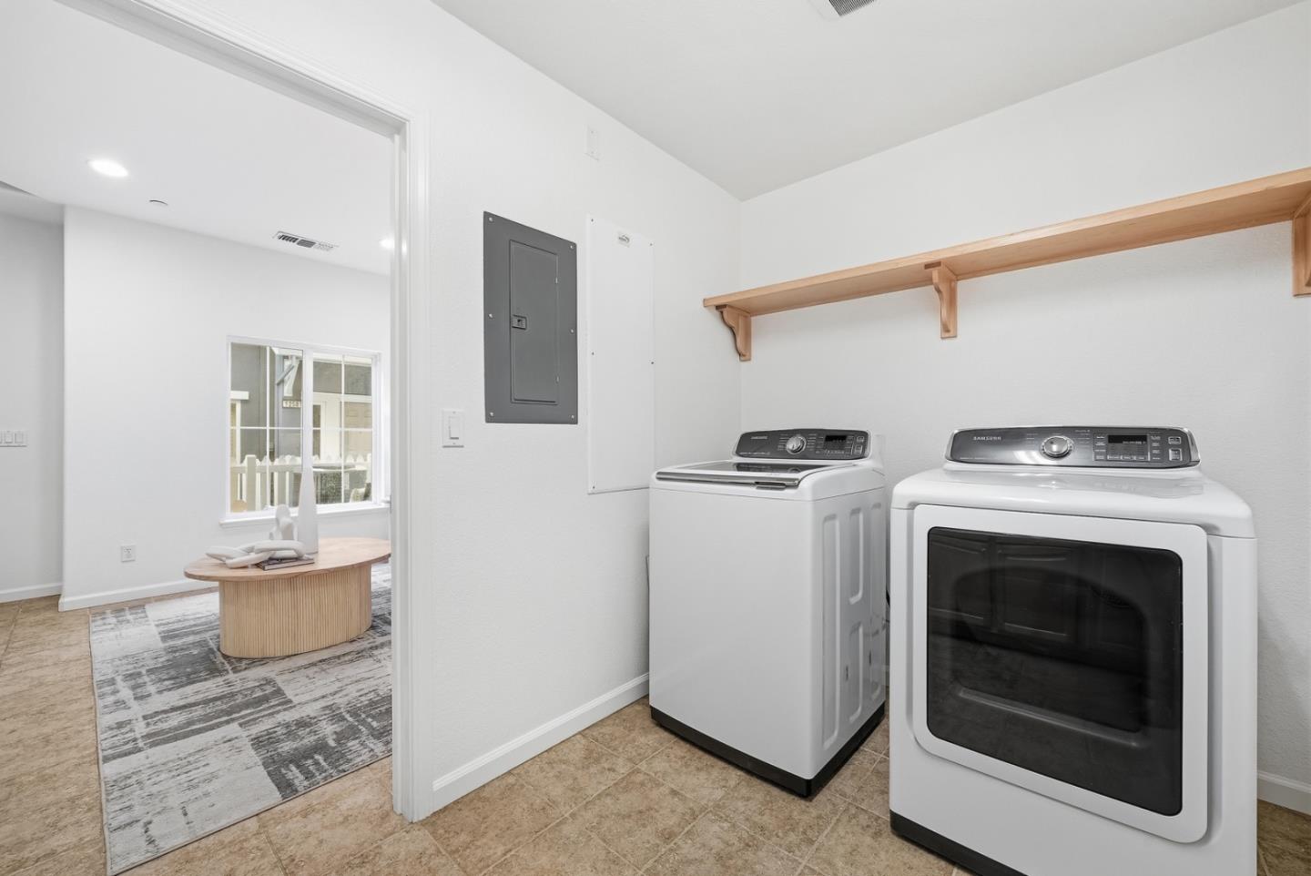 Detail Gallery Image 30 of 40 For 1247 Arabica Ter, San Jose,  CA 95126 - 2 Beds | 2/1 Baths