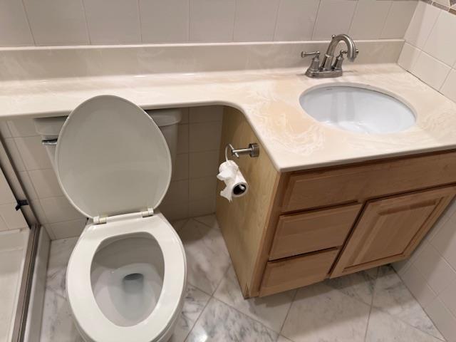 Detail Gallery Image 21 of 34 For 466 Calaveras Dr, Salinas,  CA 93906 - 4 Beds | 2 Baths