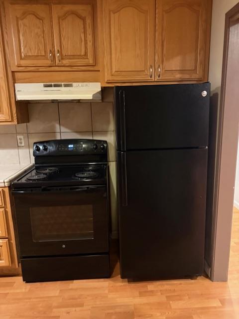 Detail Gallery Image 5 of 12 For 466 Calaveras Dr, Salinas,  CA 93906 - 4 Beds | 2 Baths