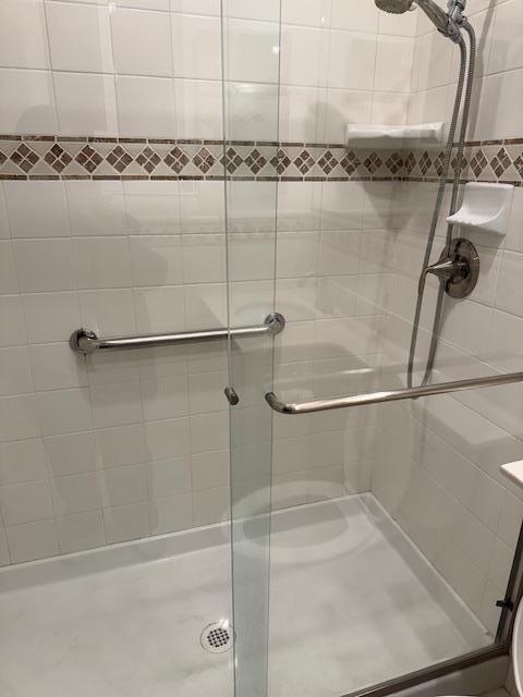 Detail Gallery Image 9 of 12 For 466 Calaveras Dr, Salinas,  CA 93906 - 4 Beds | 2 Baths