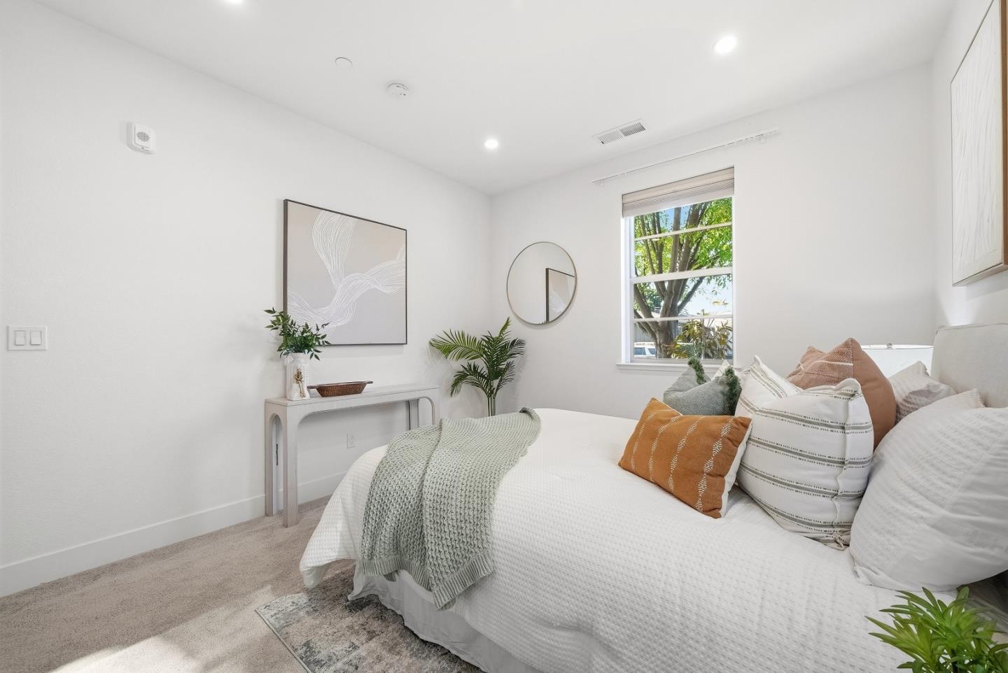 Detail Gallery Image 22 of 52 For 1208 San Ramon Ave, Mountain View,  CA 94043 - 4 Beds | 3/1 Baths