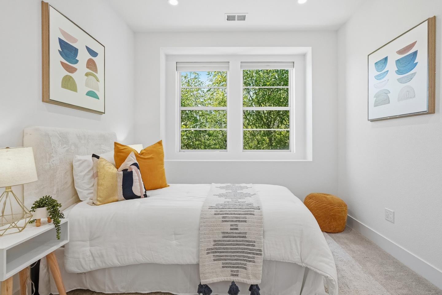 Detail Gallery Image 28 of 52 For 1208 San Ramon Ave, Mountain View,  CA 94043 - 4 Beds | 3/1 Baths