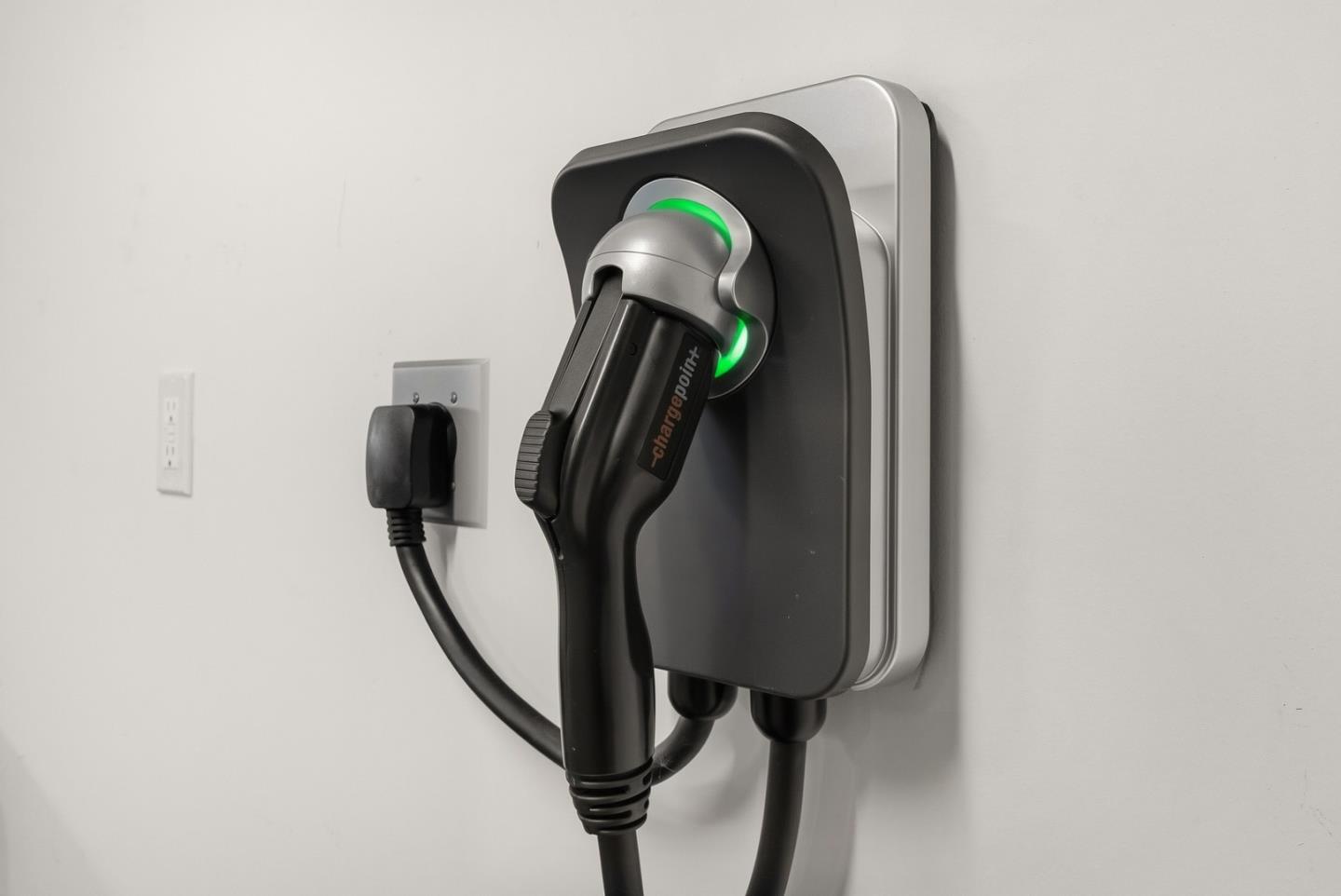 Detail Gallery Image 39 of 52 For 1208 San Ramon Ave, Mountain View,  CA 94043 - 4 Beds | 3/1 Baths