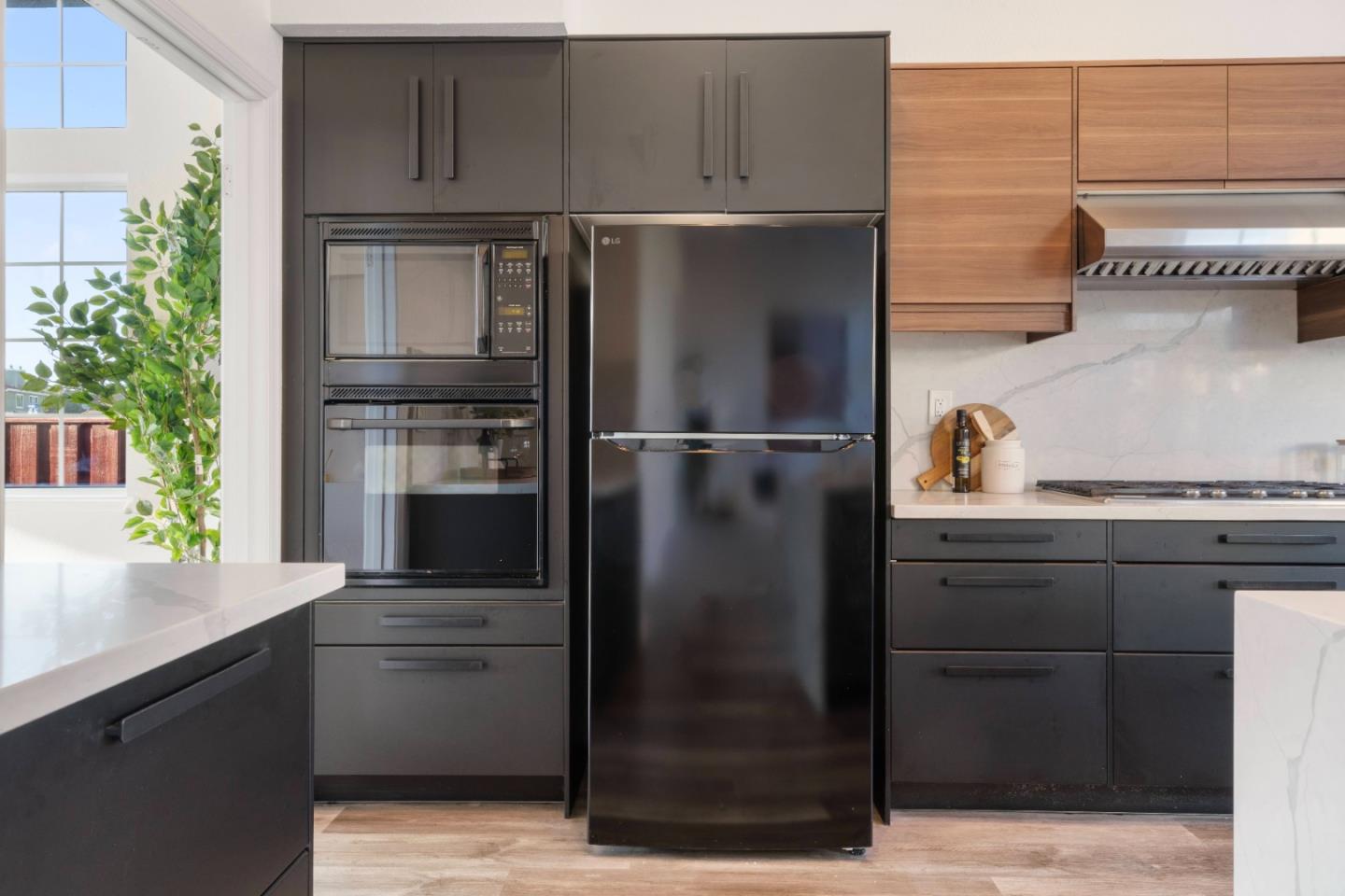 Detail Gallery Image 22 of 53 For 31500 Silvertide Dr, Union City,  CA 94587 - 4 Beds | 2 Baths