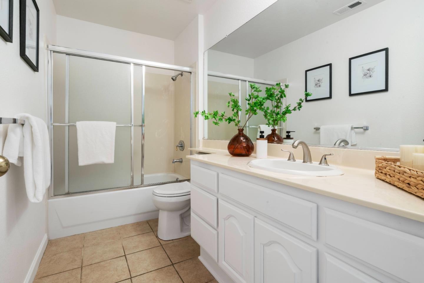 Detail Gallery Image 34 of 53 For 31500 Silvertide Dr, Union City,  CA 94587 - 4 Beds | 2 Baths
