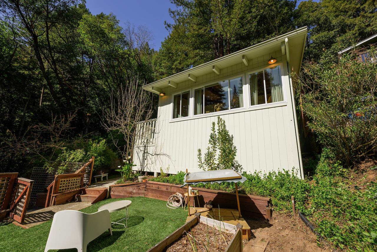 Detail Gallery Image 12 of 111 For 10735 Westwood Rd, Felton,  CA 95018 - 4 Beds | 2 Baths