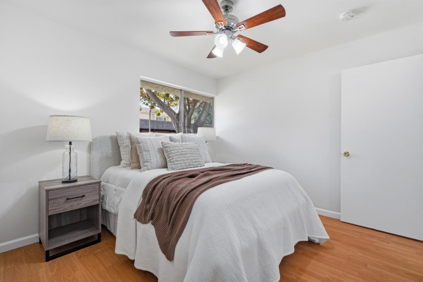 Detail Gallery Image 16 of 37 For 125 Connemara Way #85,  Sunnyvale,  CA 94087 - 2 Beds | 1 Baths