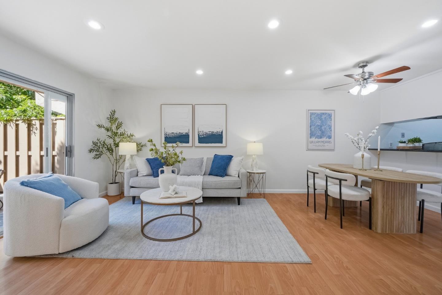 Detail Gallery Image 4 of 37 For 125 Connemara Way #85,  Sunnyvale,  CA 94087 - 2 Beds | 1 Baths