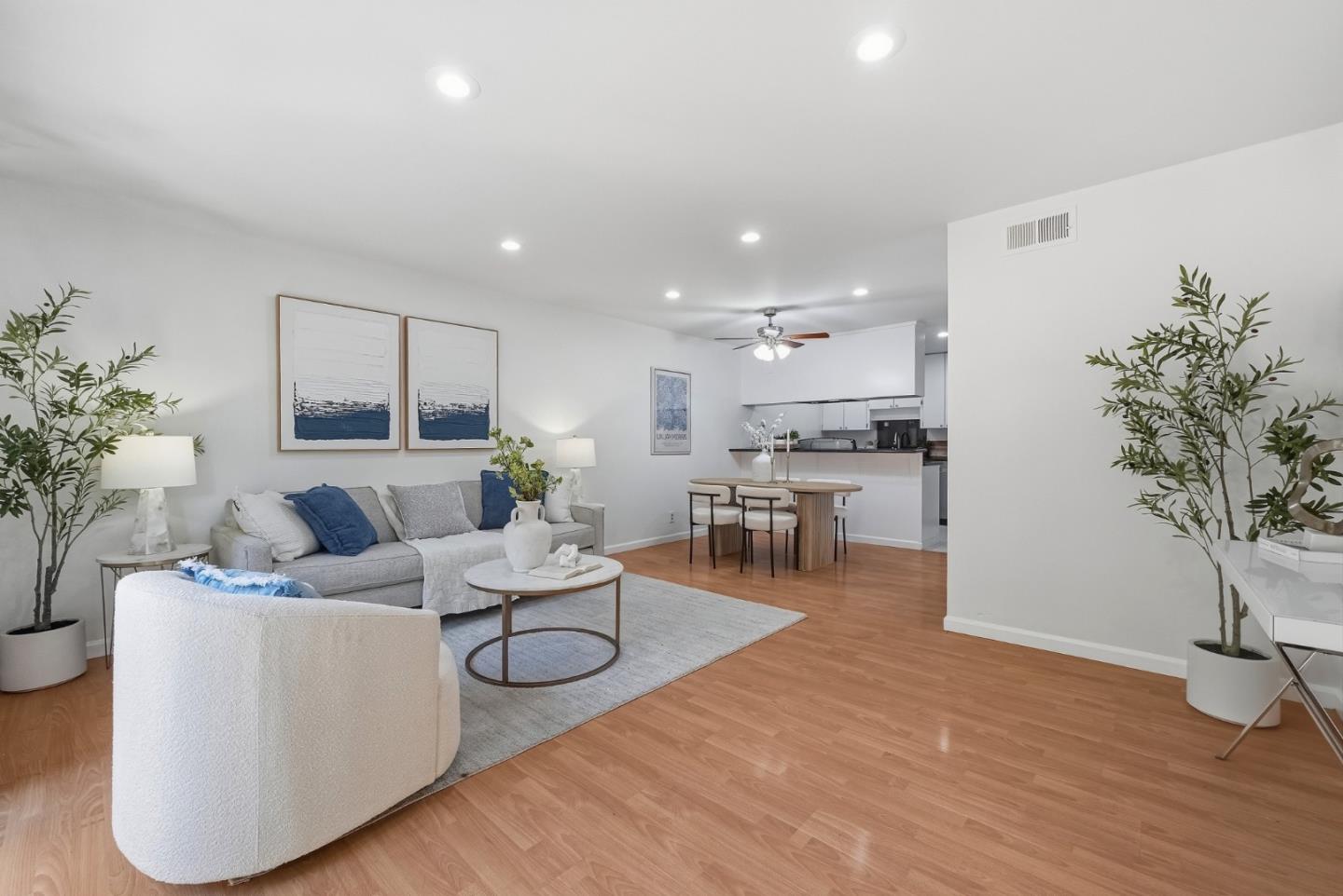 Detail Gallery Image 7 of 37 For 125 Connemara Way #85,  Sunnyvale,  CA 94087 - 2 Beds | 1 Baths