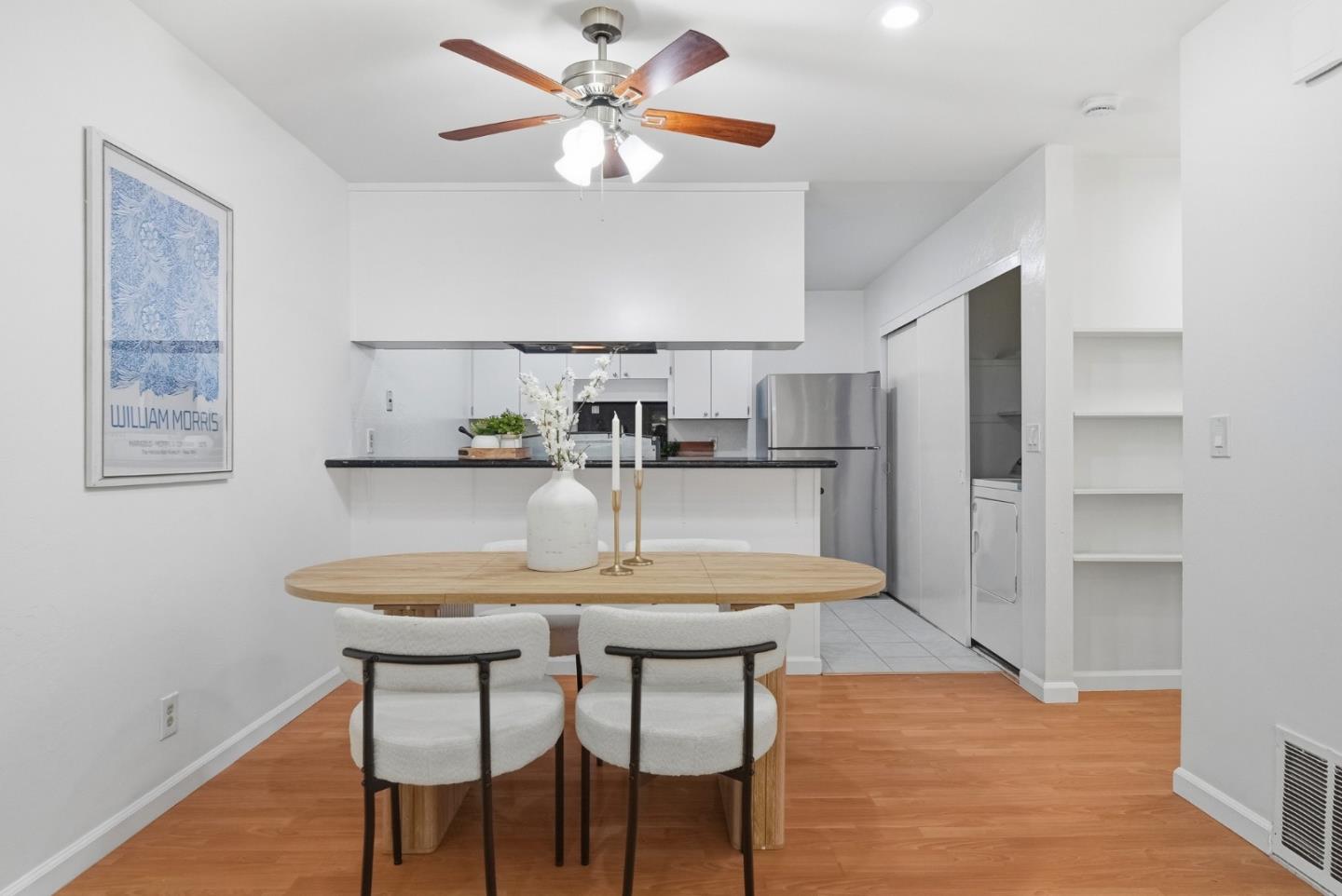 Detail Gallery Image 9 of 37 For 125 Connemara Way #85,  Sunnyvale,  CA 94087 - 2 Beds | 1 Baths