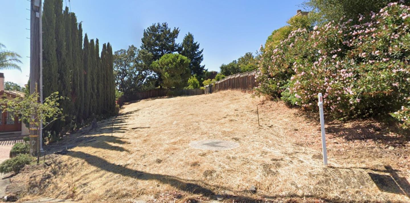 Detail Gallery Image 3 of 4 For 3923 Lakemead Way, Redwood City,  CA 94062 - – Beds | – Baths