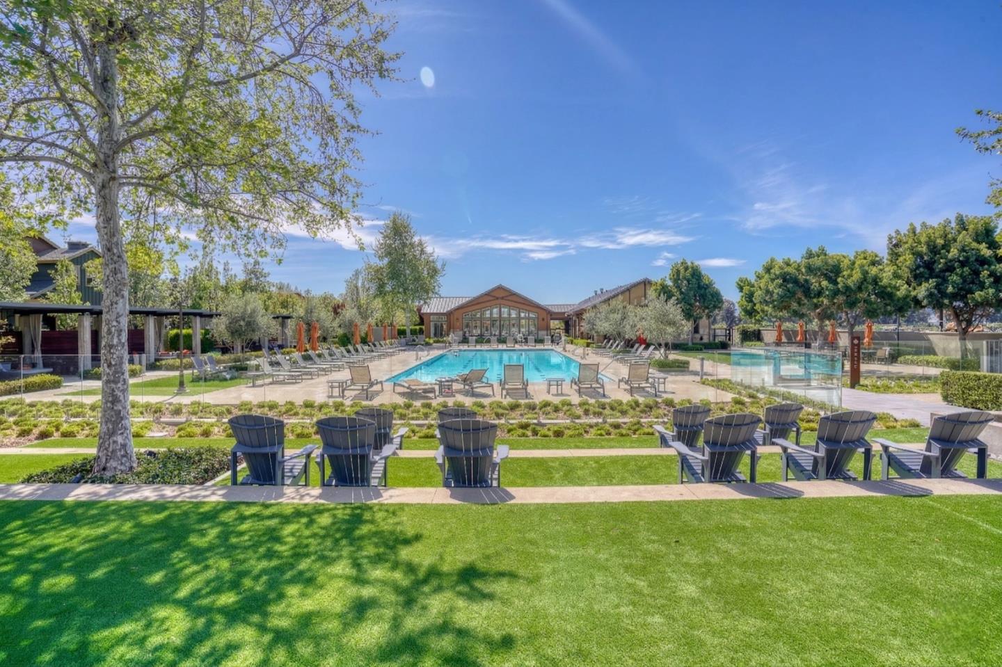 Detail Gallery Image 43 of 57 For 897 Tranquility Cir #5,  Livermore,  CA 94551 - 3 Beds | 3/1 Baths