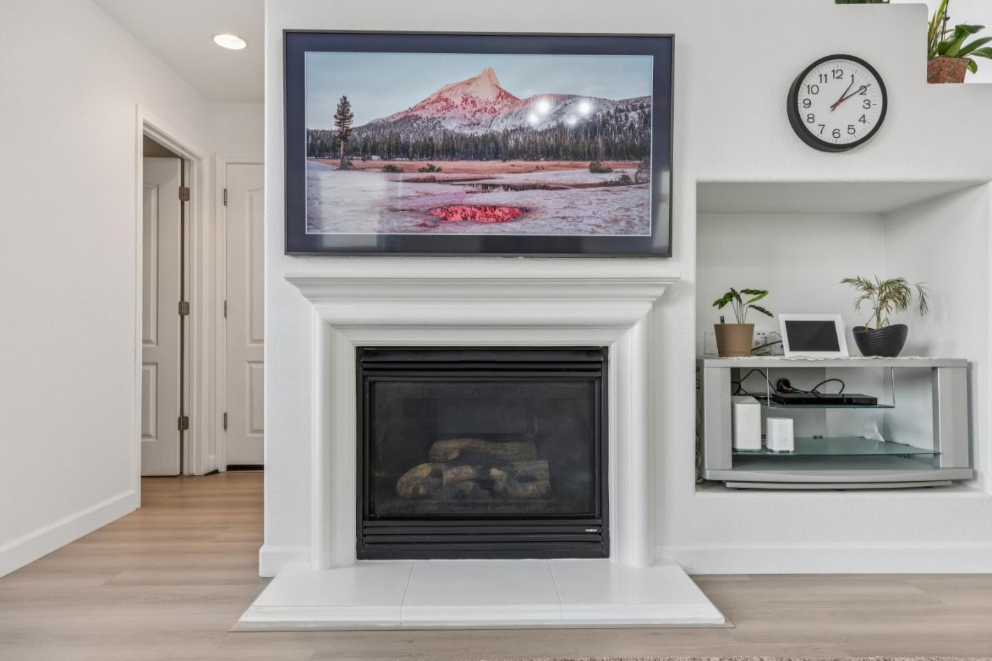 Detail Gallery Image 11 of 29 For 2428 Hanson Dr, Fairfield,  CA 94533 - 3 Beds | 2/1 Baths