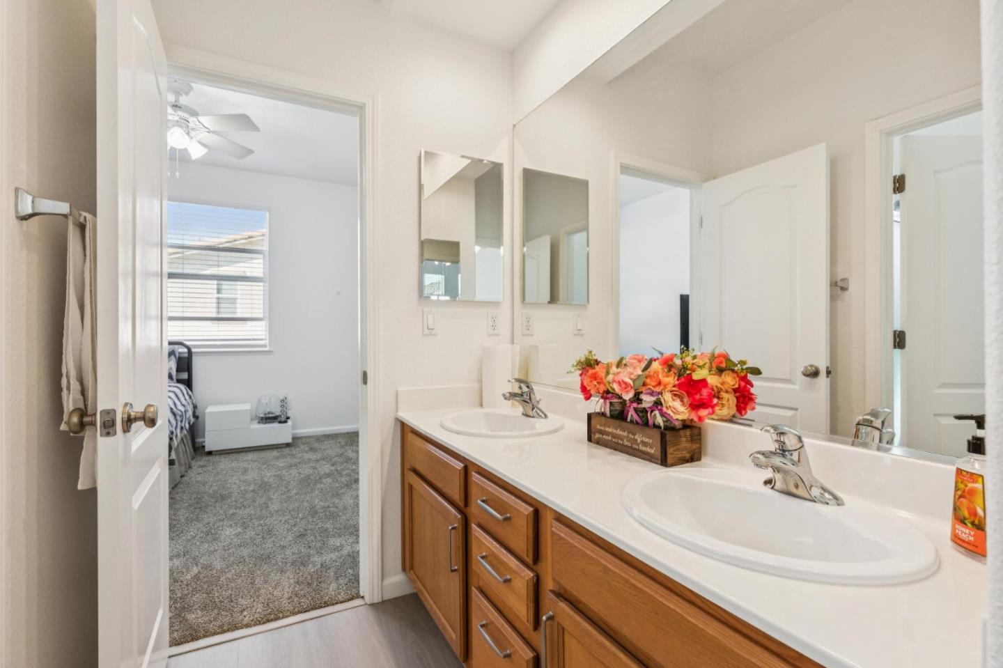 Detail Gallery Image 26 of 29 For 2428 Hanson Dr, Fairfield,  CA 94533 - 3 Beds | 2/1 Baths