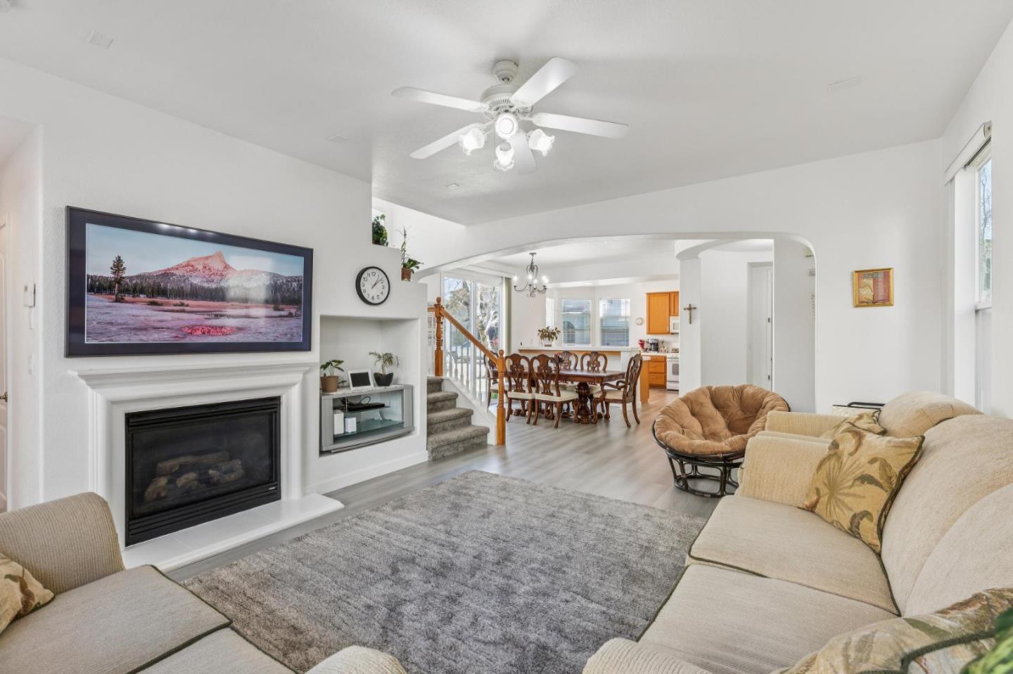 Detail Gallery Image 8 of 29 For 2428 Hanson Dr, Fairfield,  CA 94533 - 3 Beds | 2/1 Baths