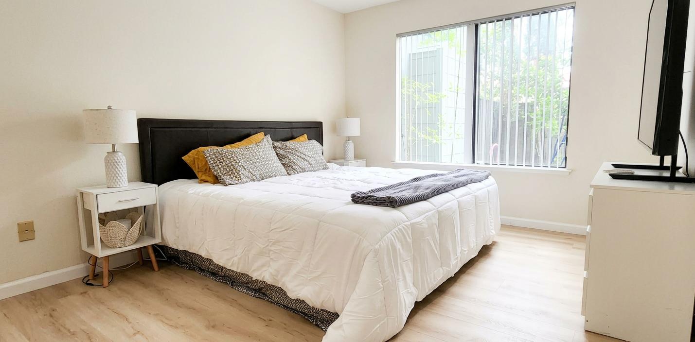 Detail Gallery Image 12 of 22 For 4943 Conway Ter, Fremont,  CA 94555 - 2 Beds | 2 Baths