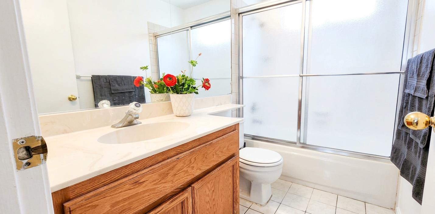 Detail Gallery Image 14 of 22 For 4943 Conway Ter, Fremont,  CA 94555 - 2 Beds | 2 Baths