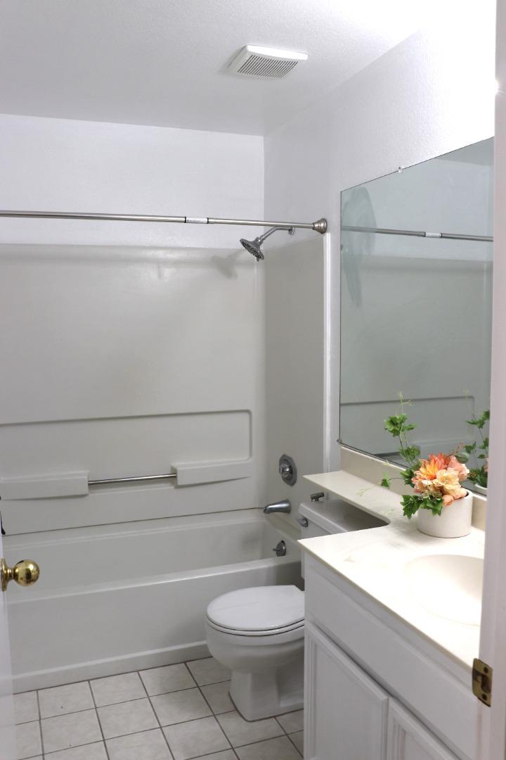 Detail Gallery Image 16 of 22 For 4943 Conway Ter, Fremont,  CA 94555 - 2 Beds | 2 Baths