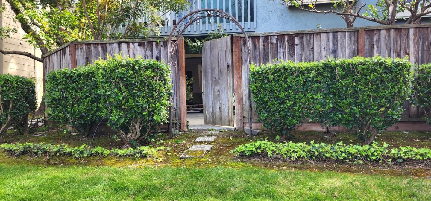 Detail Gallery Image 21 of 22 For 4943 Conway Ter, Fremont,  CA 94555 - 2 Beds | 2 Baths