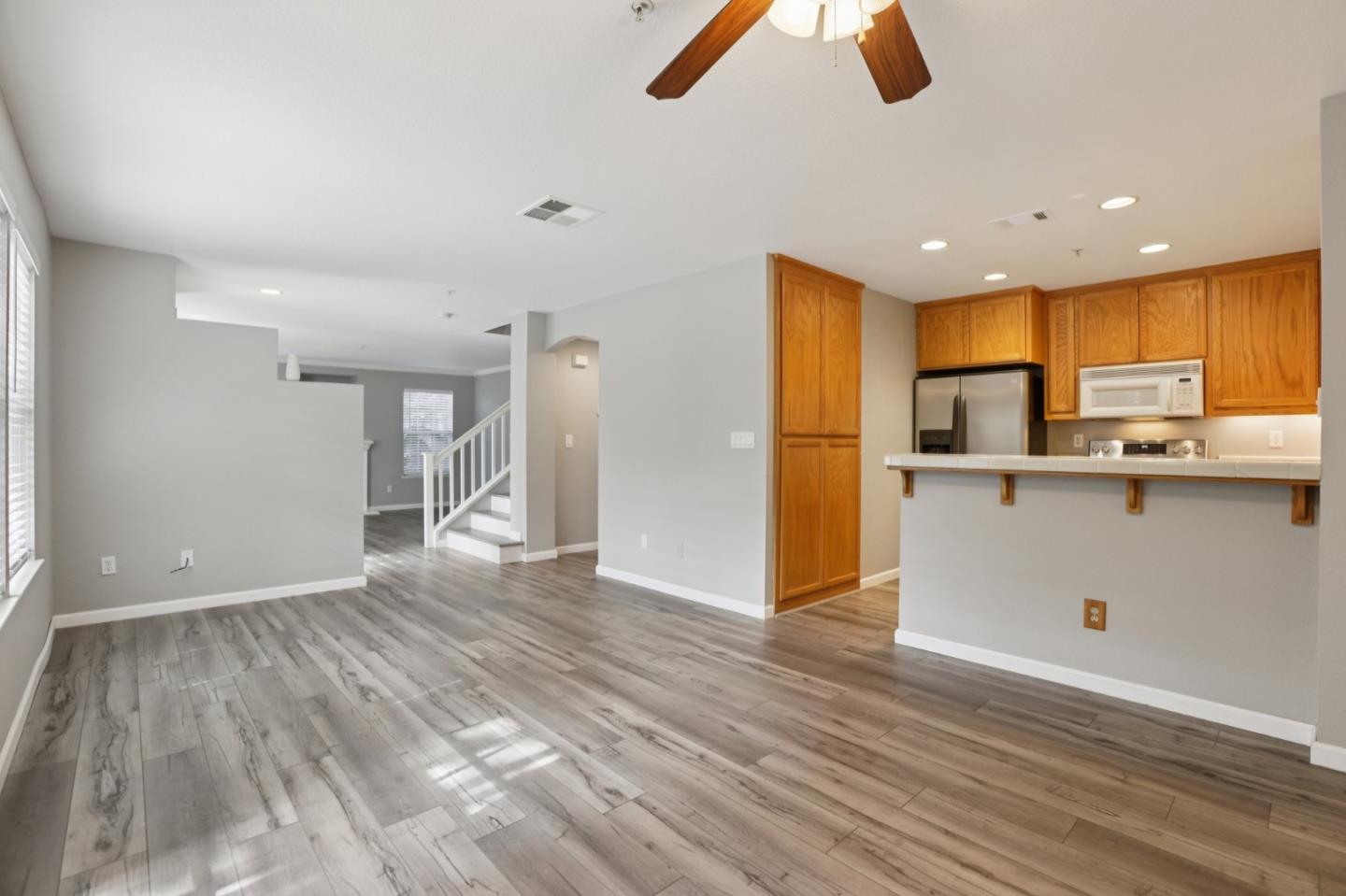 Detail Gallery Image 10 of 42 For 2159 Walsingham Ct #62,  Tracy,  CA 95376 - 3 Beds | 2/1 Baths