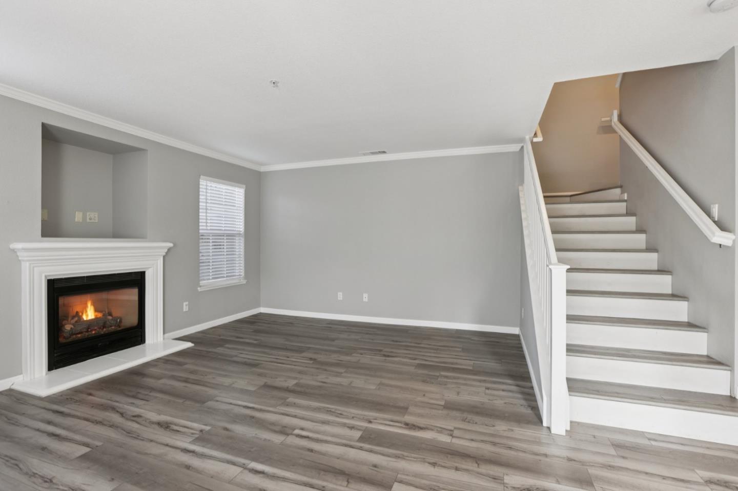 Detail Gallery Image 11 of 42 For 2159 Walsingham Ct #62,  Tracy,  CA 95376 - 3 Beds | 2/1 Baths
