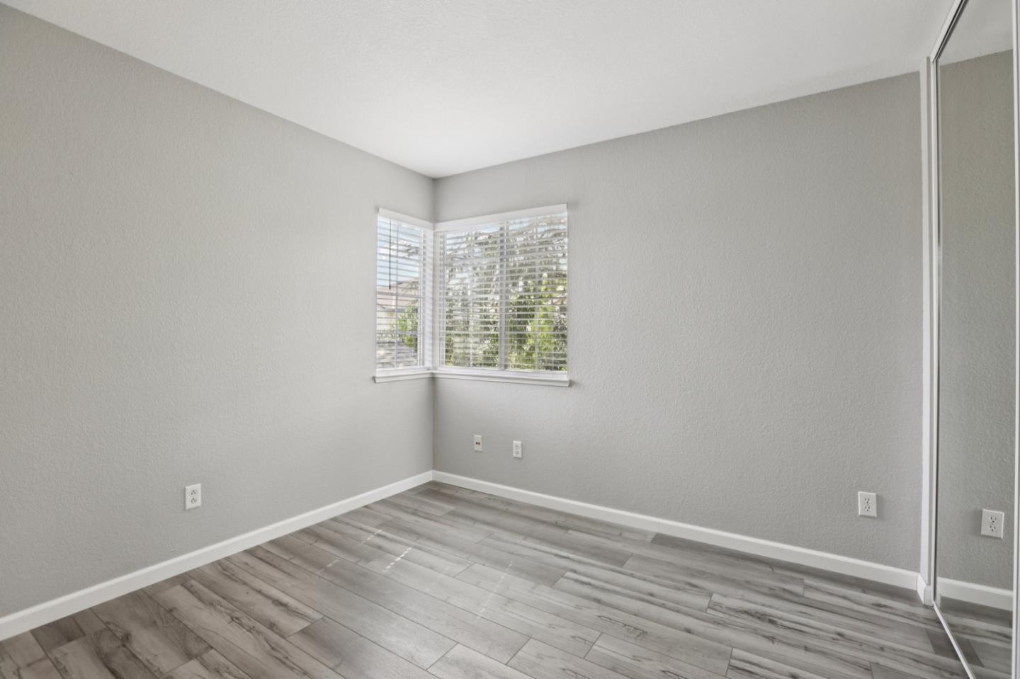 Detail Gallery Image 21 of 42 For 2159 Walsingham Ct #62,  Tracy,  CA 95376 - 3 Beds | 2/1 Baths