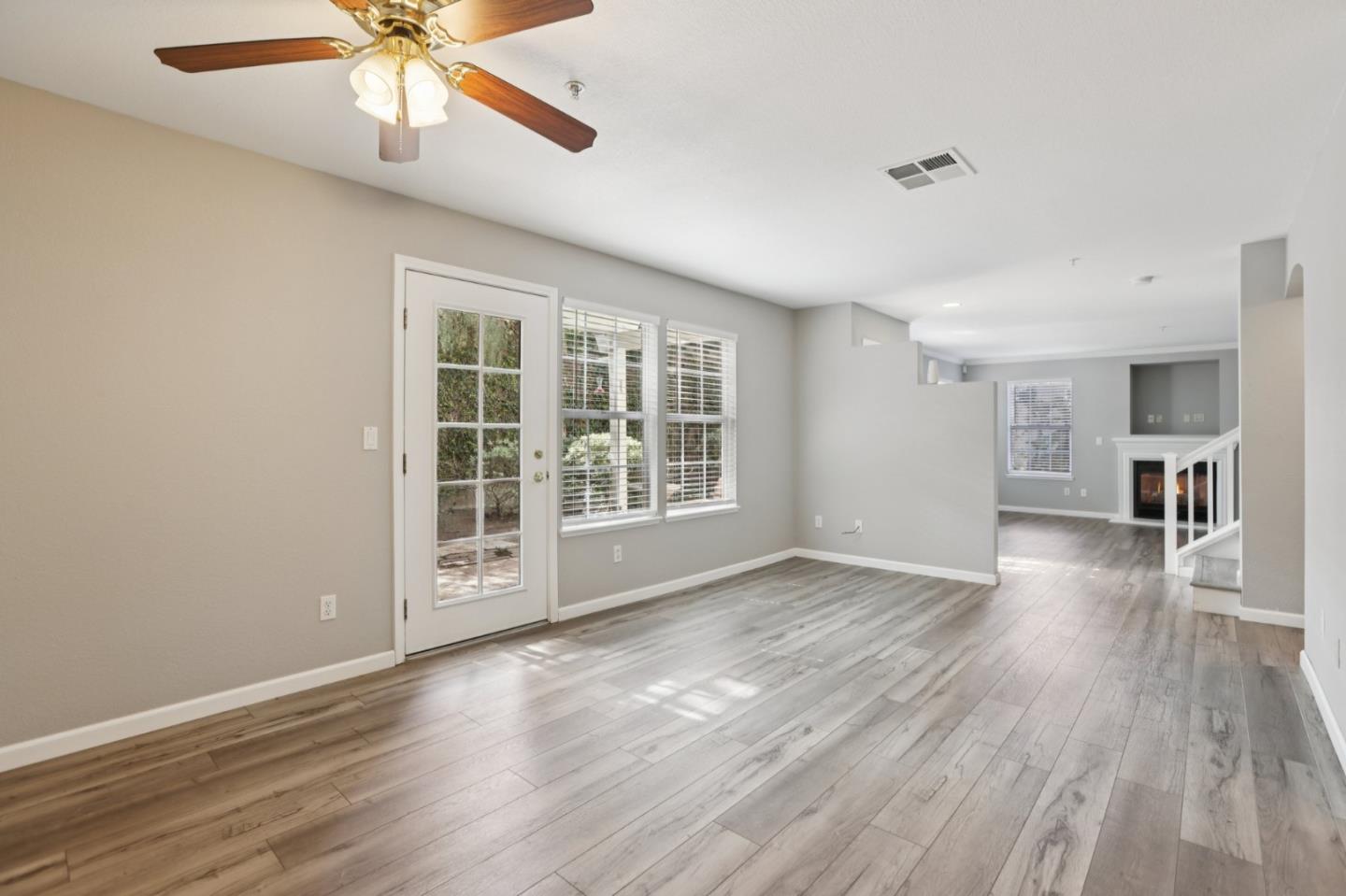 Detail Gallery Image 27 of 42 For 2159 Walsingham Ct #62,  Tracy,  CA 95376 - 3 Beds | 2/1 Baths