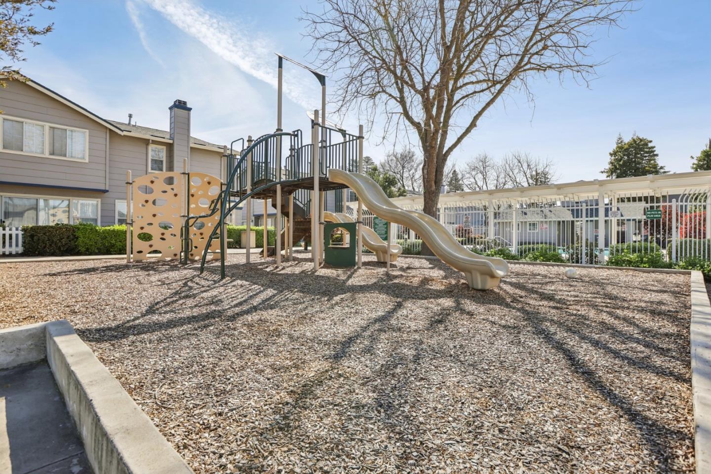 Detail Gallery Image 37 of 42 For 2159 Walsingham Ct #62,  Tracy,  CA 95376 - 3 Beds | 2/1 Baths