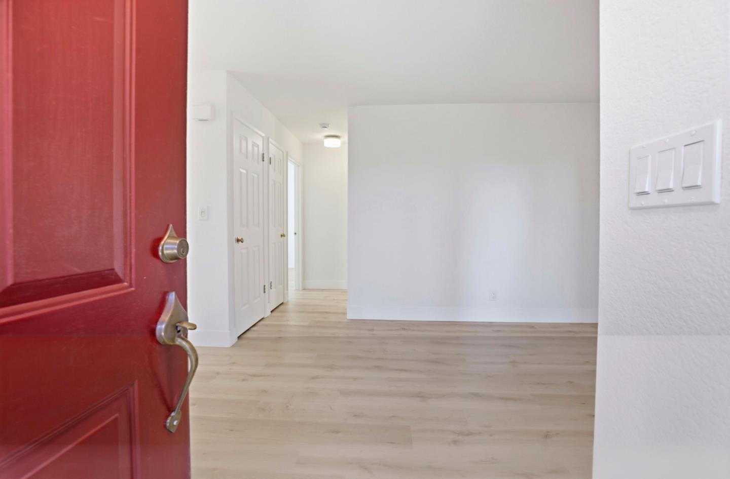 Detail Gallery Image 2 of 42 For 1555 Hecker Pass Rd #H102,  Gilroy,  CA 95020 - 2 Beds | 2 Baths