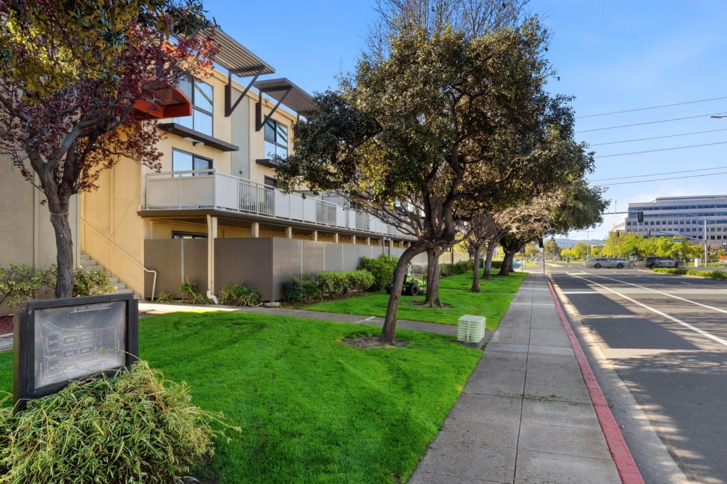 Detail Gallery Image 40 of 43 For 1214 Admiralty Ln, Foster City,  CA 94404 - 3 Beds | 2/1 Baths