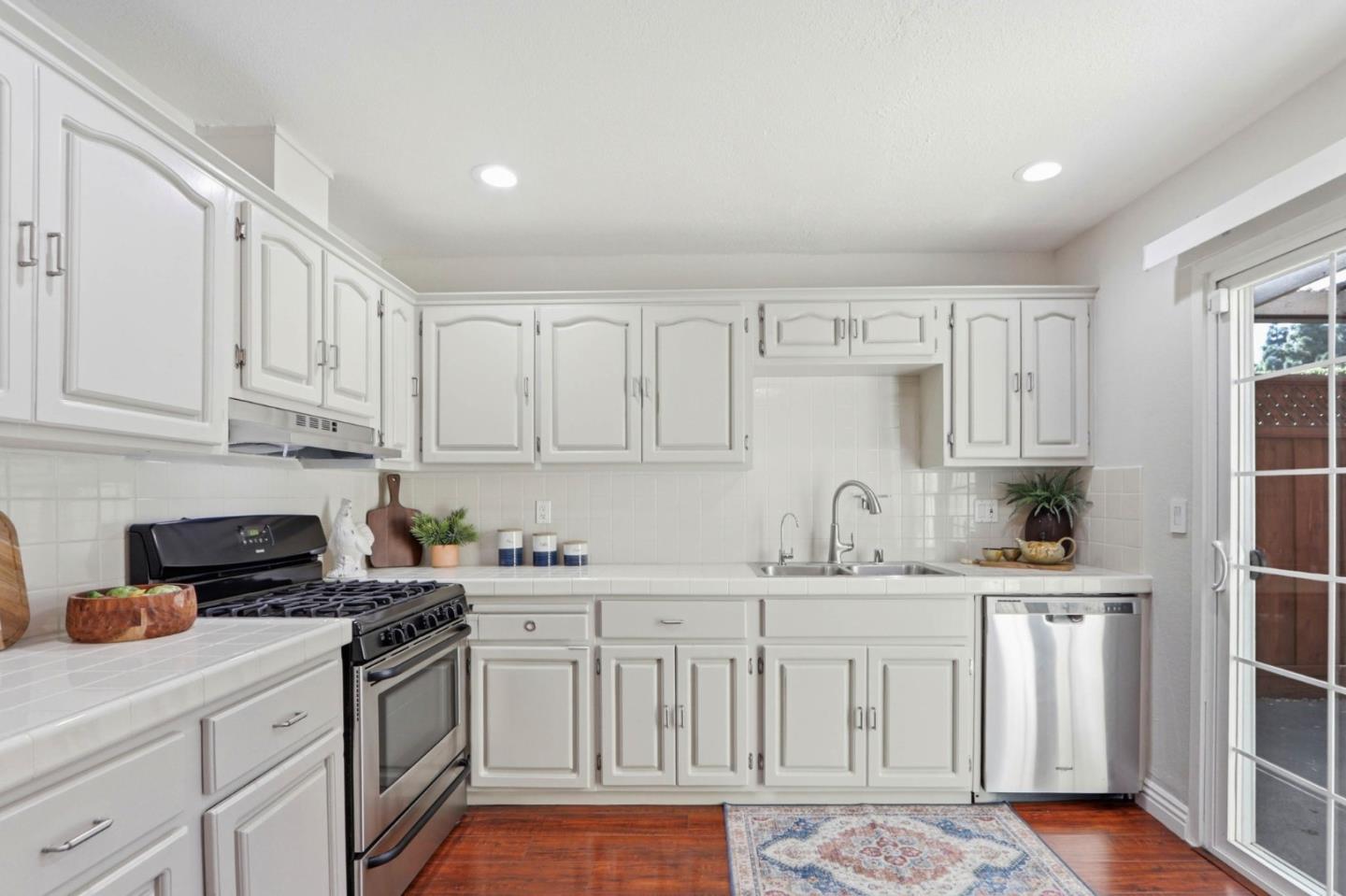 Detail Gallery Image 10 of 32 For 2019 Malden Ave, San Jose,  CA 95122 - 3 Beds | 2 Baths