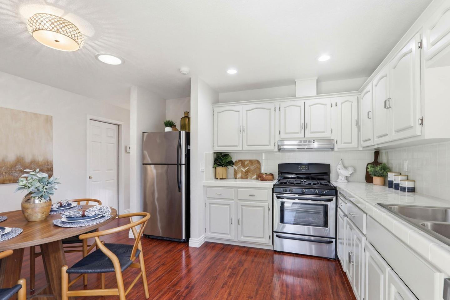 Detail Gallery Image 11 of 32 For 2019 Malden Ave, San Jose,  CA 95122 - 3 Beds | 2 Baths