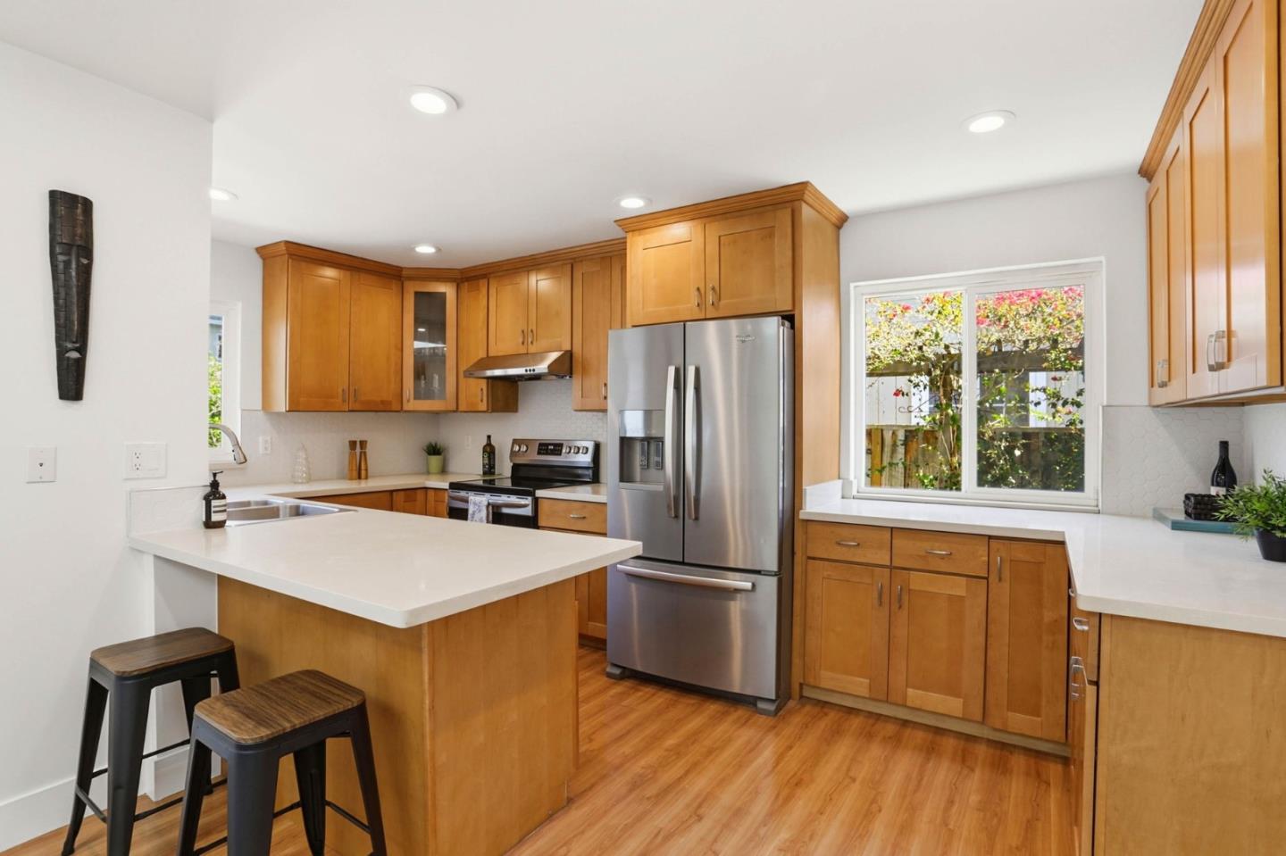 Detail Gallery Image 11 of 26 For 545 E Arques Ave, Sunnyvale,  CA 94085 - 3 Beds | 2 Baths