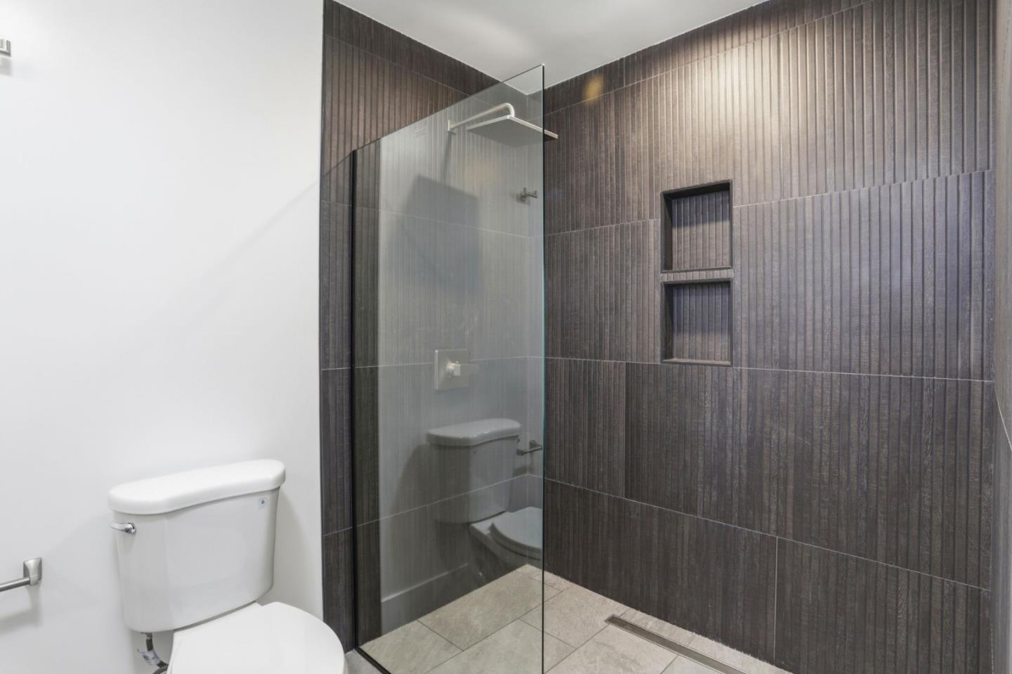 Detail Gallery Image 21 of 26 For 545 E Arques Ave, Sunnyvale,  CA 94085 - 3 Beds | 2 Baths