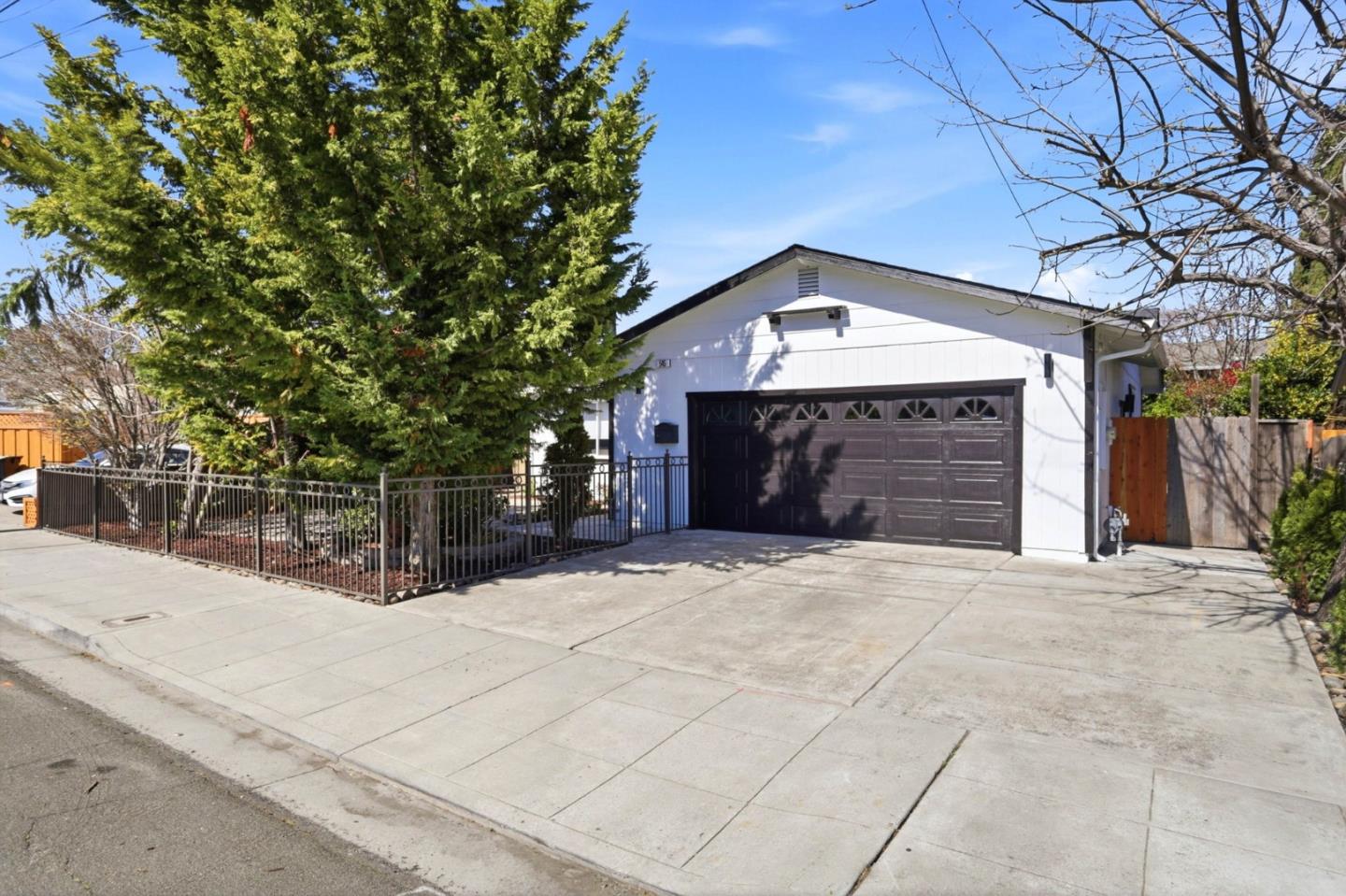 Detail Gallery Image 26 of 26 For 545 E Arques Ave, Sunnyvale,  CA 94085 - 3 Beds | 2 Baths