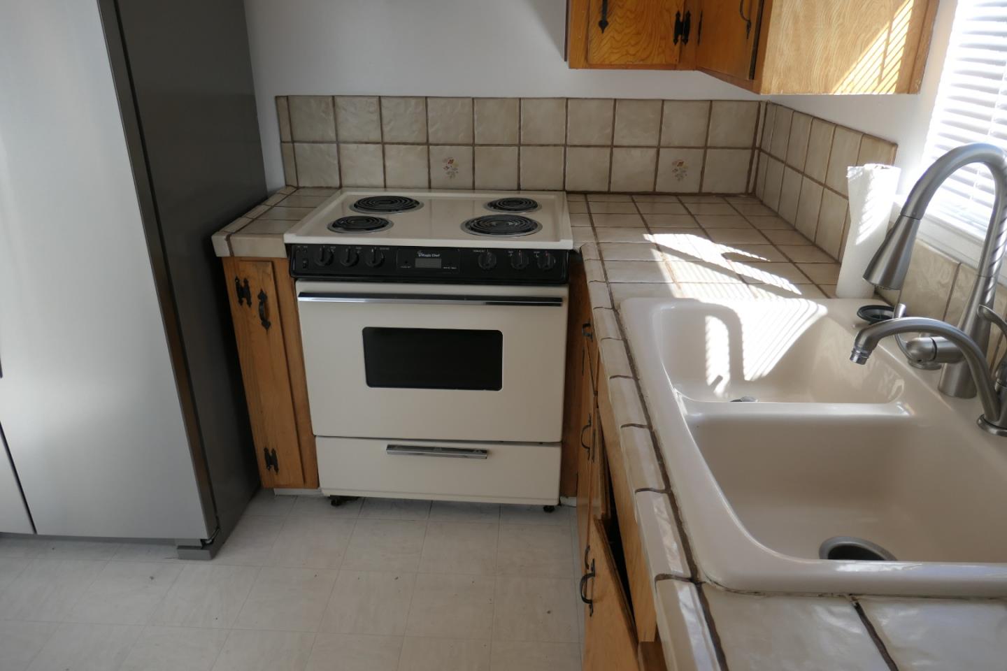 Detail Gallery Image 6 of 43 For 963 & 965 Whitehall Ave, Campbell,  CA 95128 - – Beds | – Baths