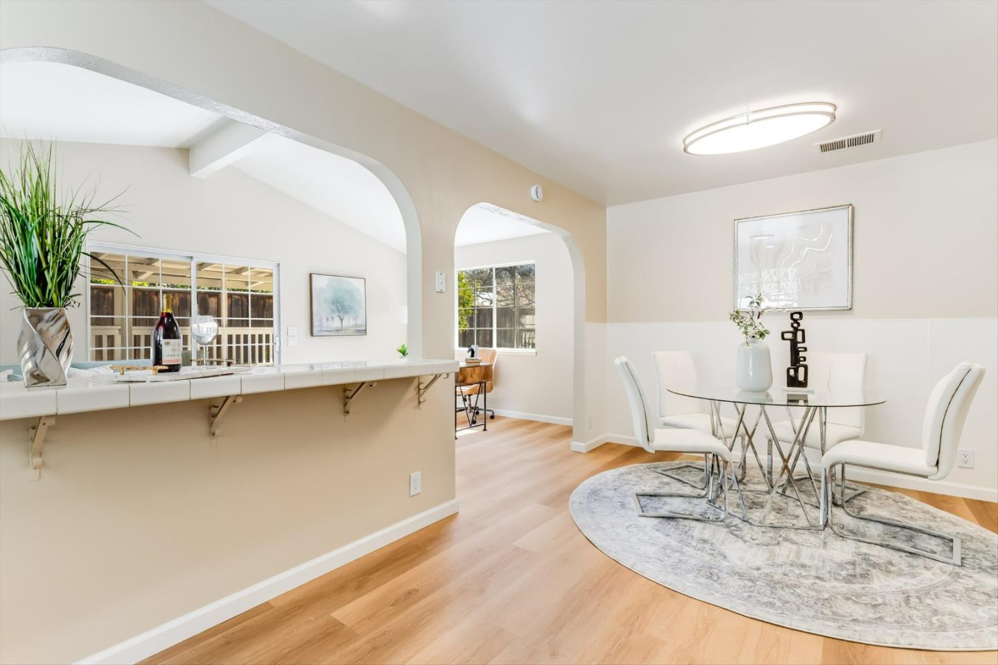 Detail Gallery Image 14 of 31 For 1314 Old Abbey Pl, San Jose,  CA 95132 - 3 Beds | 2 Baths