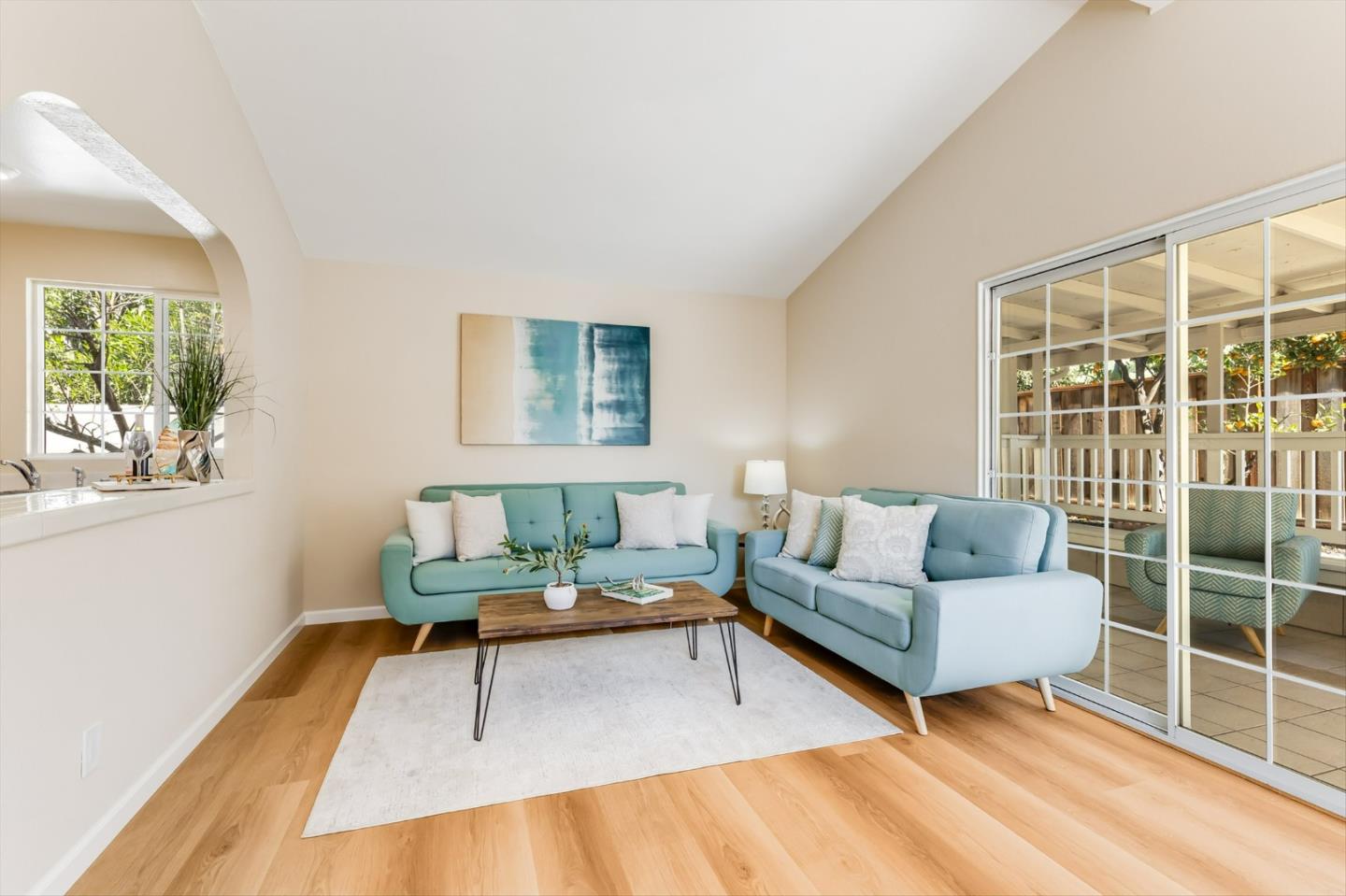 Detail Gallery Image 16 of 31 For 1314 Old Abbey Pl, San Jose,  CA 95132 - 3 Beds | 2 Baths