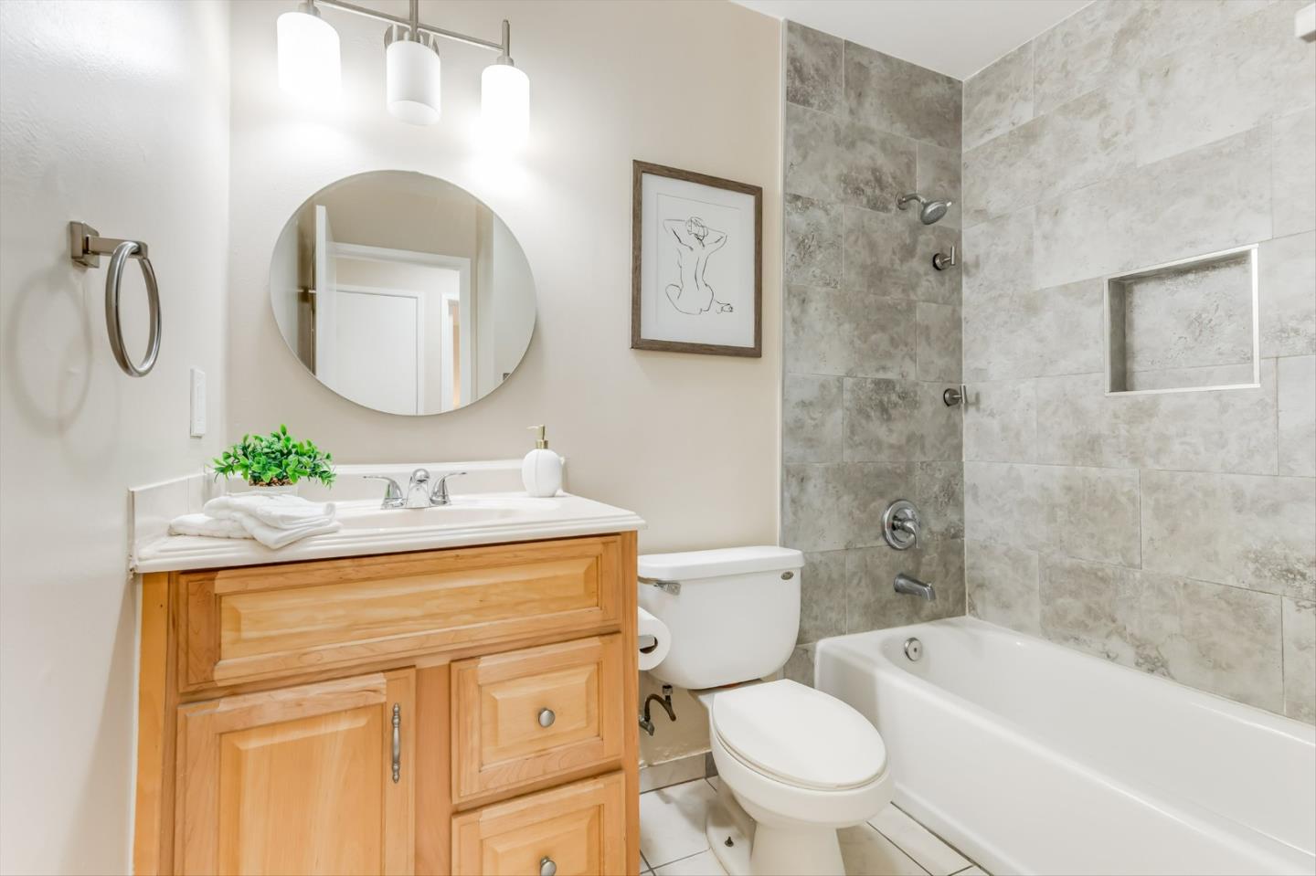 Detail Gallery Image 26 of 31 For 1314 Old Abbey Pl, San Jose,  CA 95132 - 3 Beds | 2 Baths