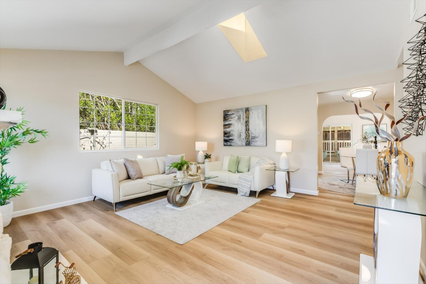 Detail Gallery Image 6 of 31 For 1314 Old Abbey Pl, San Jose,  CA 95132 - 3 Beds | 2 Baths