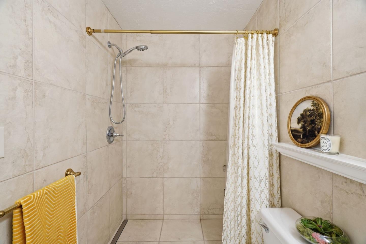 Detail Gallery Image 24 of 28 For 95 Hobson St 6a,  San Jose,  CA 95110 - 2 Beds | 2 Baths