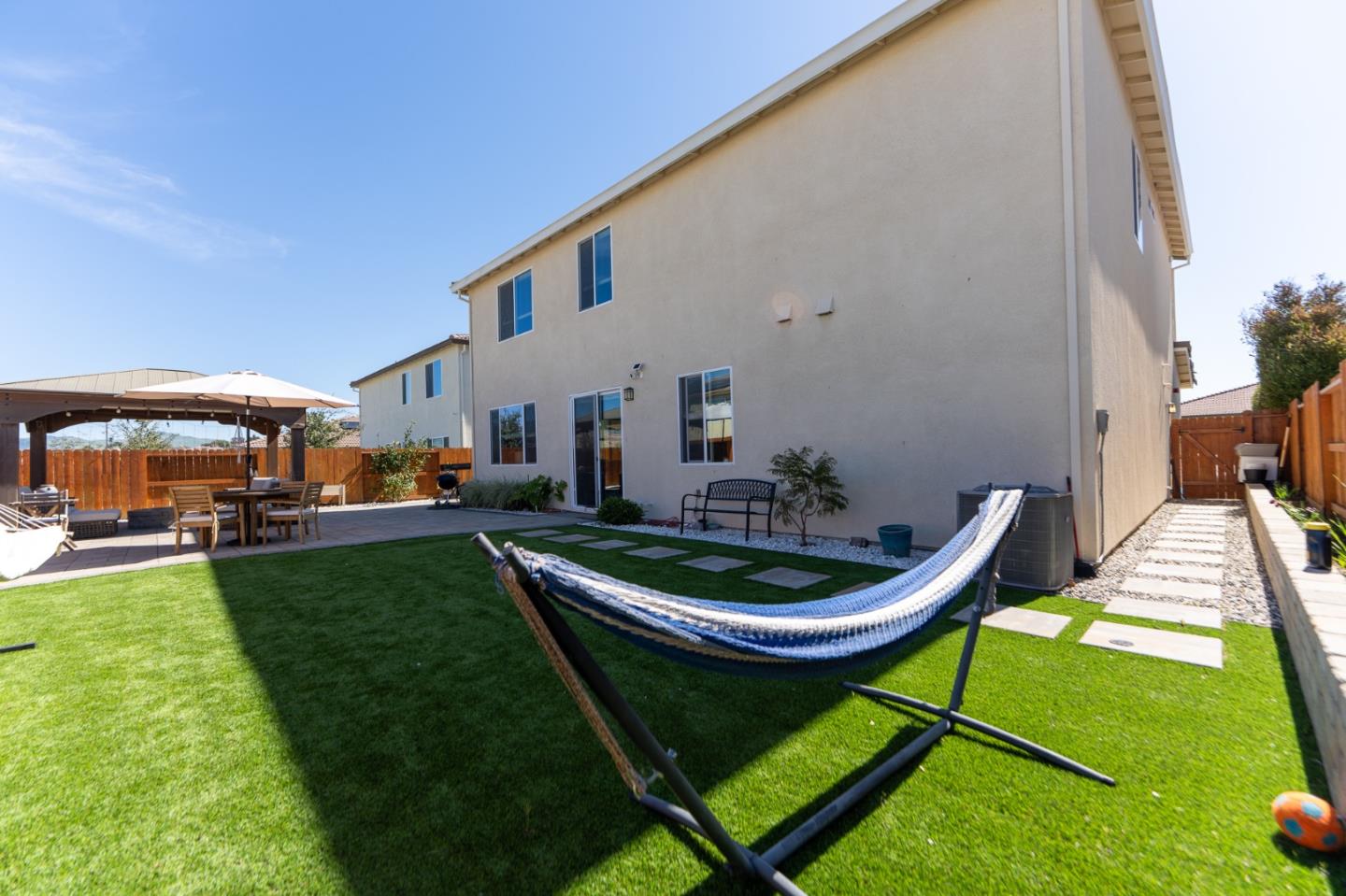 Detail Gallery Image 51 of 61 For 1880 Violet Dr, Hollister,  CA 95023 - 5 Beds | 3/1 Baths