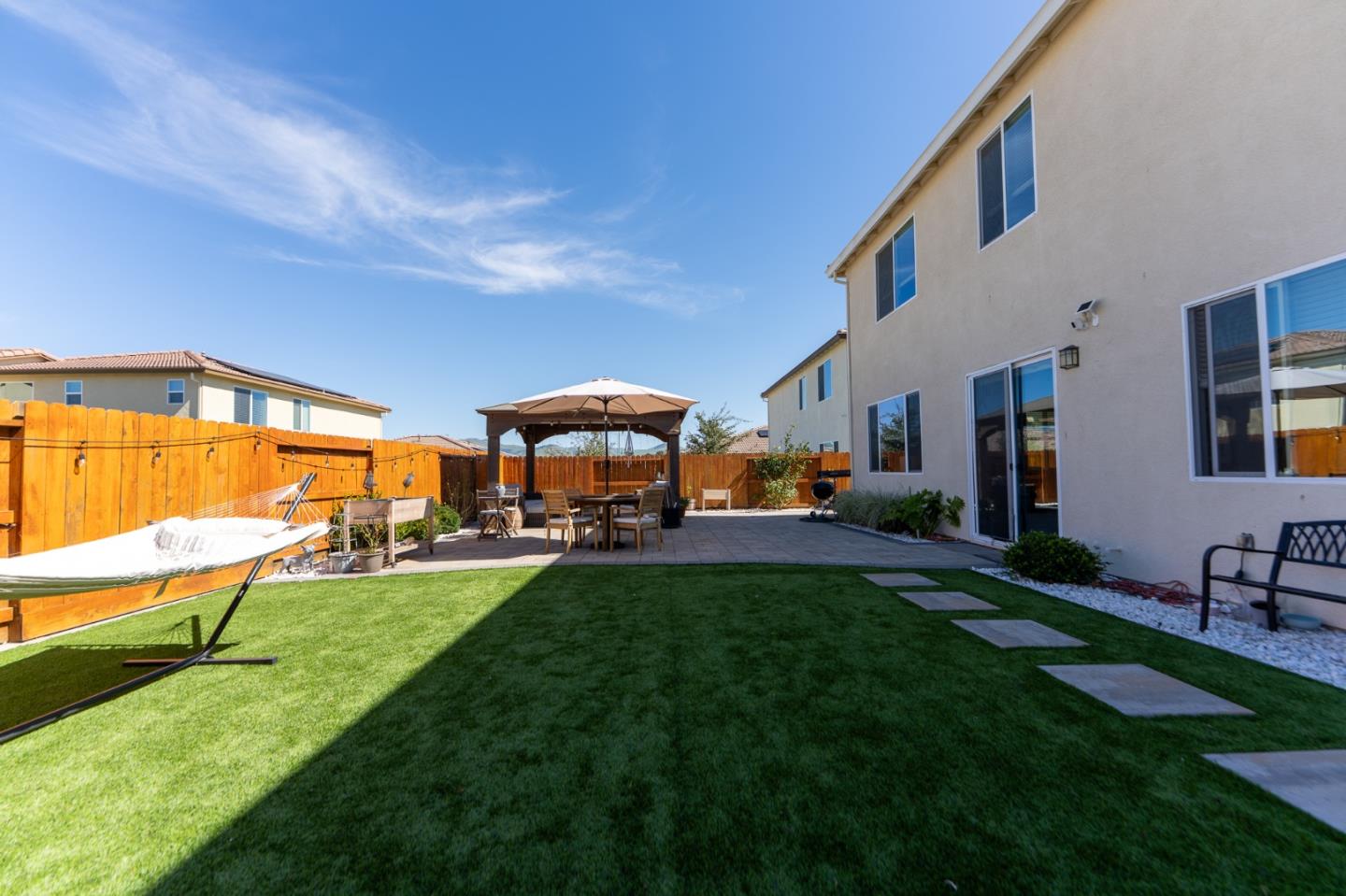 Detail Gallery Image 52 of 61 For 1880 Violet Dr, Hollister,  CA 95023 - 5 Beds | 3/1 Baths